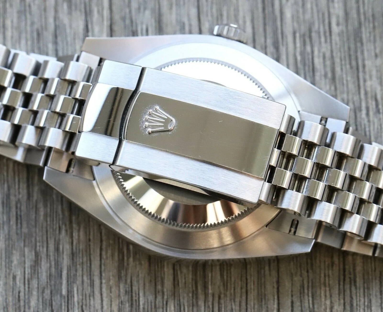 Rolex Datejust 41 DJ41 Wimbledon Dial on Jubilee 126334 E2 80 93 2022 Watch Vault 08 2048x2048.webp