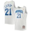 marcus camby toronto raptors mitchell 26amp ness 199697 hardwood classics swingman jersey white 2764 netyb.jpg