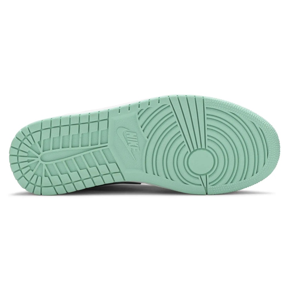 Air Jordan 1 Low Emerald - Image 4
