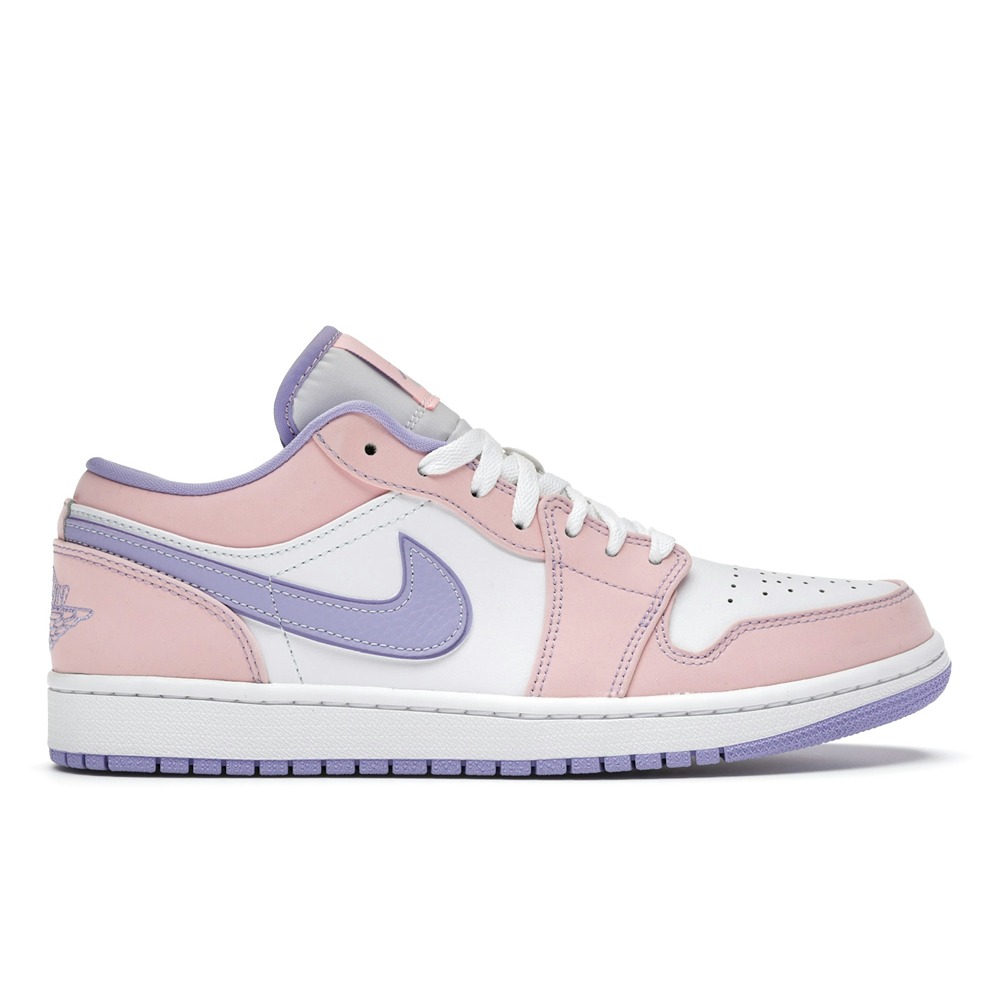 Air Jordan 1 Low SE Arctic Punch