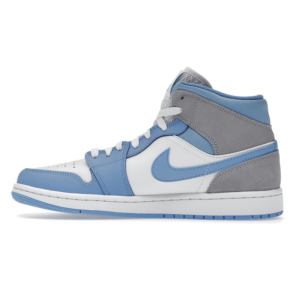 Air Jordan 1 Mid SE University Blue - Image 3
