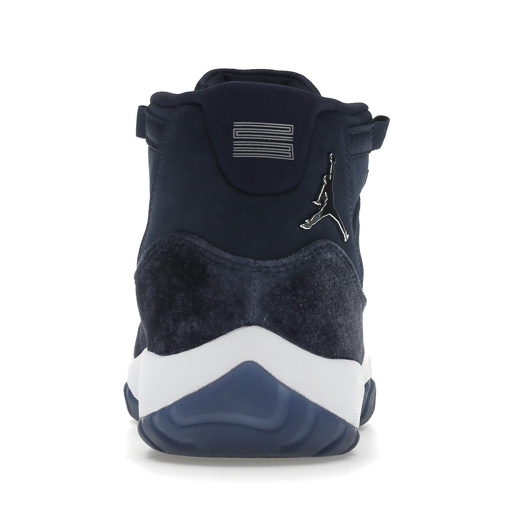 Air Jordan 11 Retro Midnight Navy Velvet (Women Exclusive) - Image 4