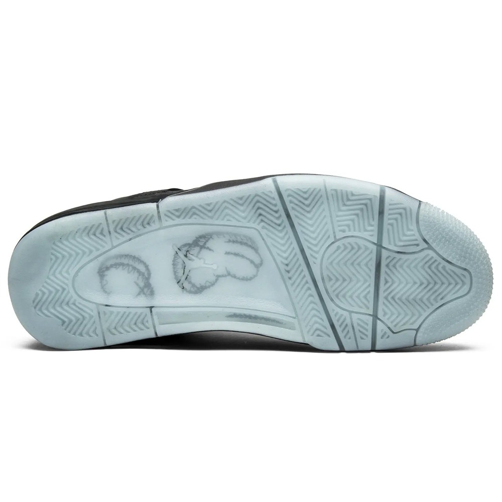 Air Jordan 4 Retro Black collab KAWS - Image 5