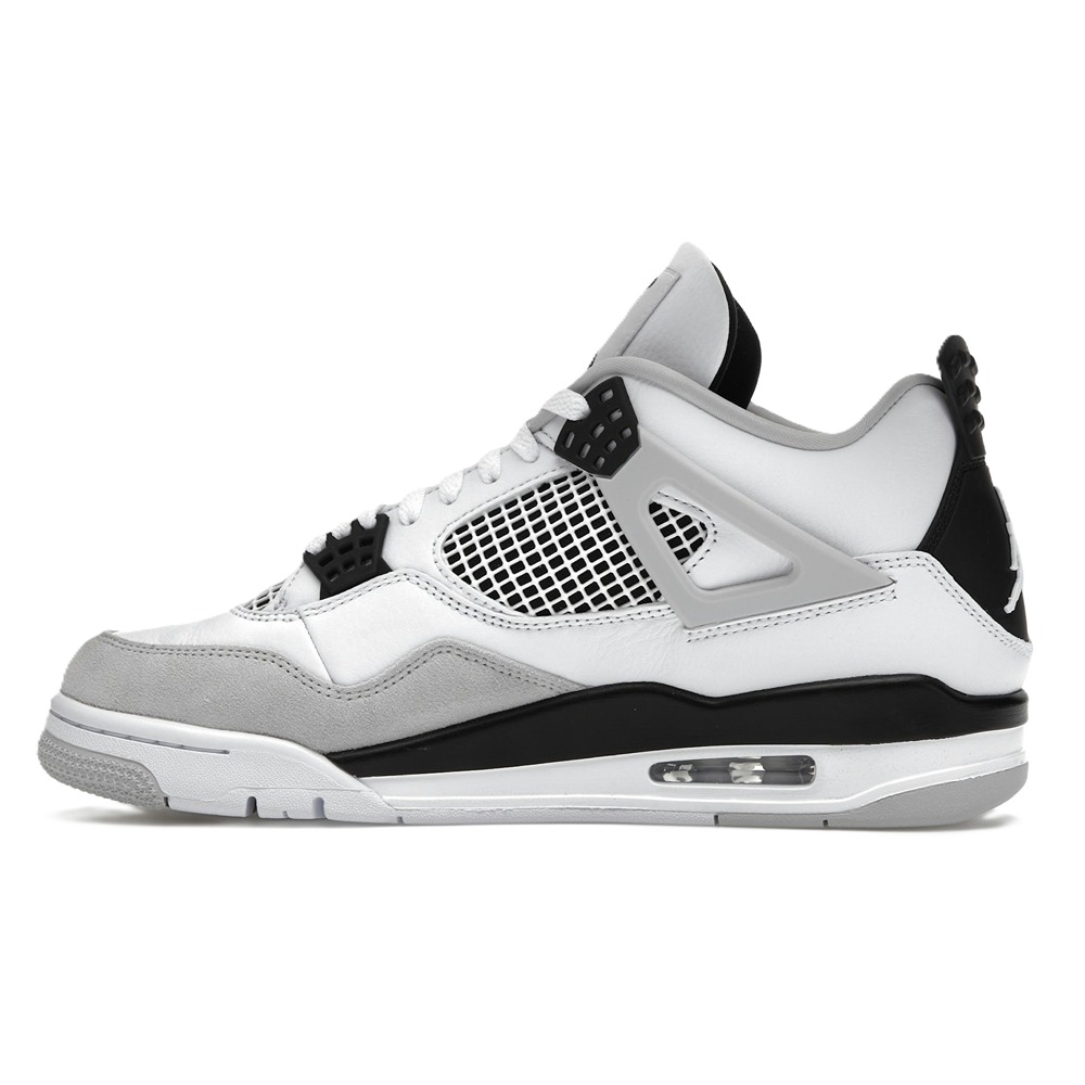 Air Jordan 4 Retro Military Black - Image 3