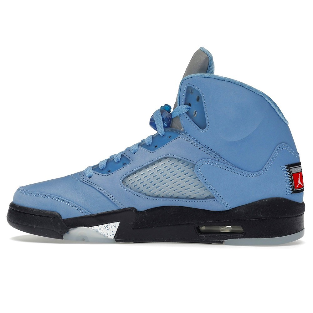 Air Jordan 5 Retro SE UNC - Image 3