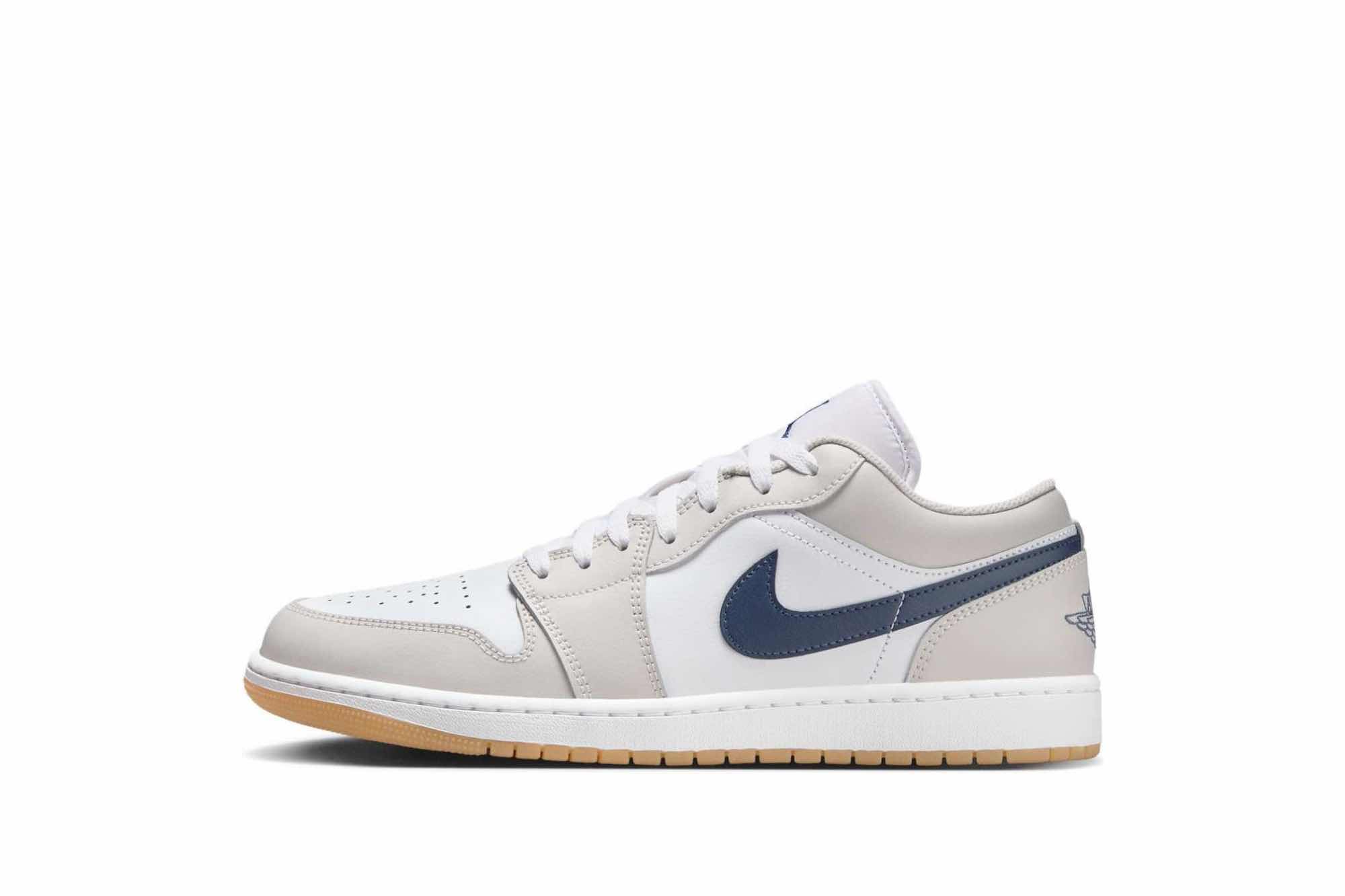 Air Jordan 1 Low 'Midnight Navy Neutral Grey' 553558-146