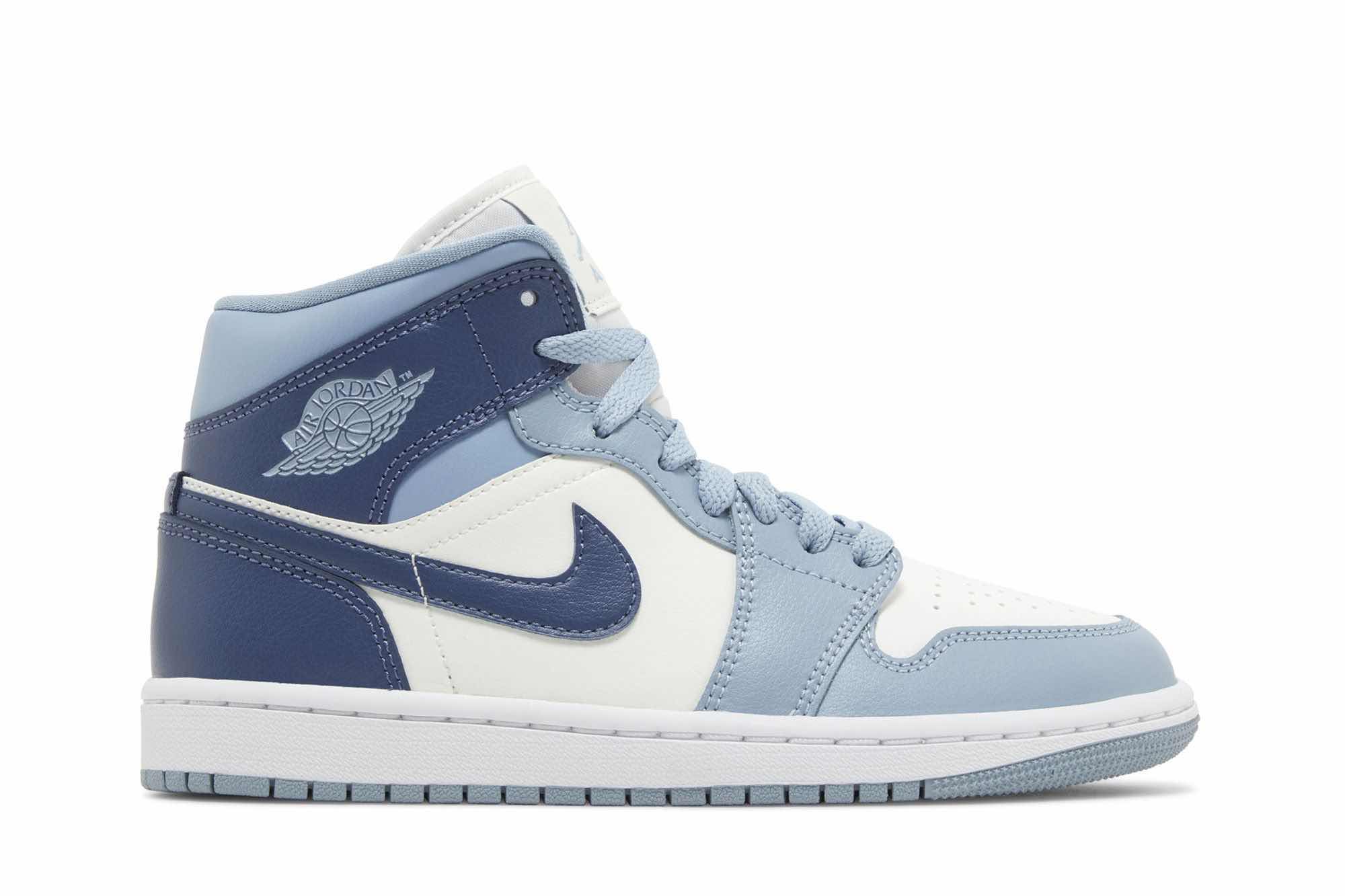 Air Jordan 1 Mid 'Two-Tone Blue' BQ6472-140
